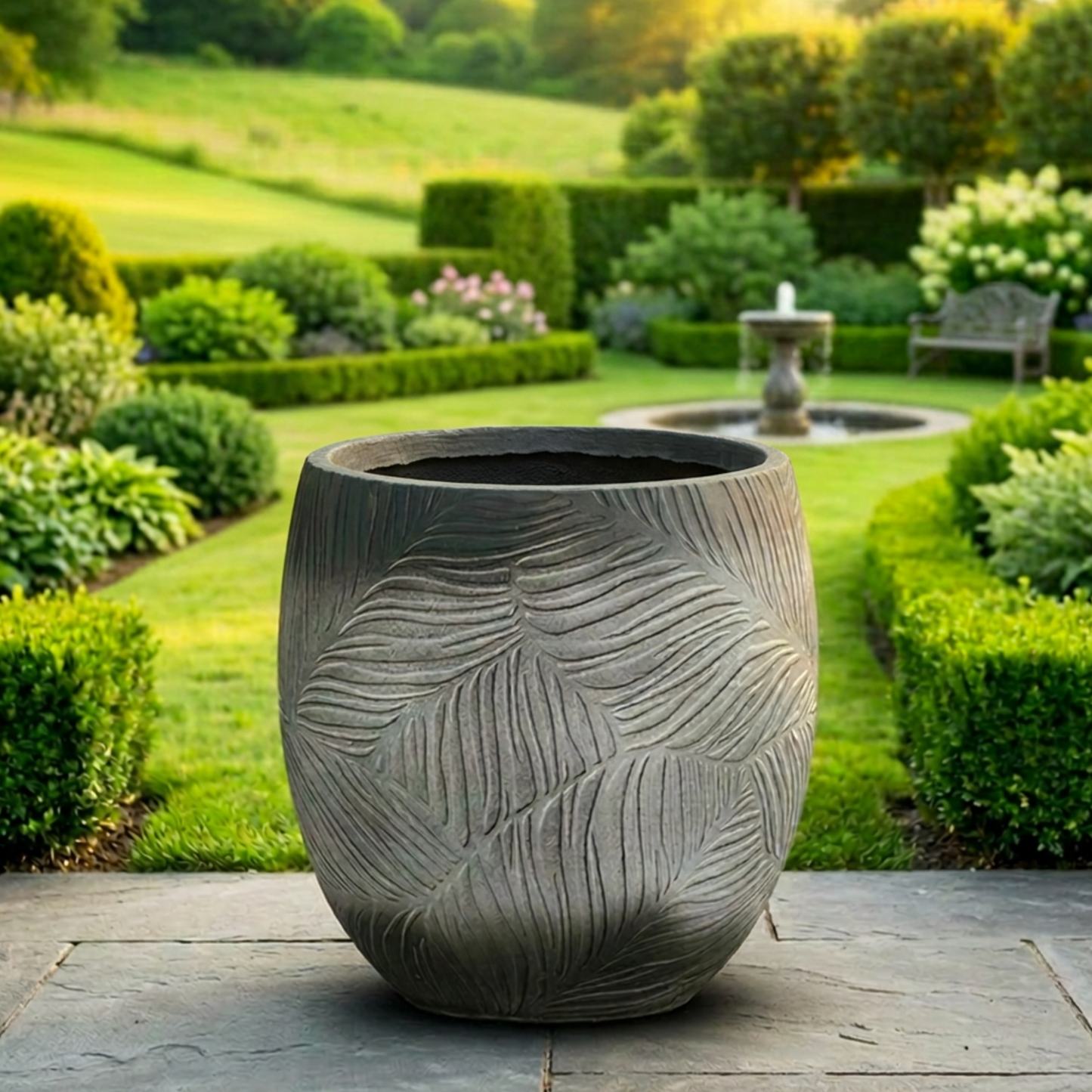 Braga Large Planter