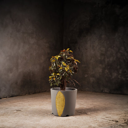 Bruges Planter Small (Misty Grey With Gold Foil)