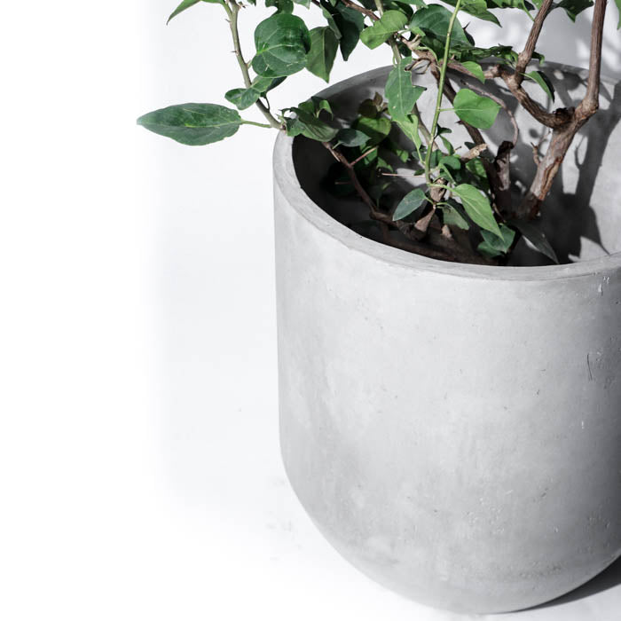 Halton Planter (Natural Grey)