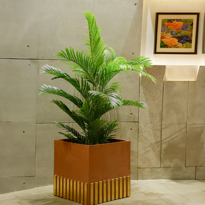 Icaria Planter Large (Camel With
Gold Foil)