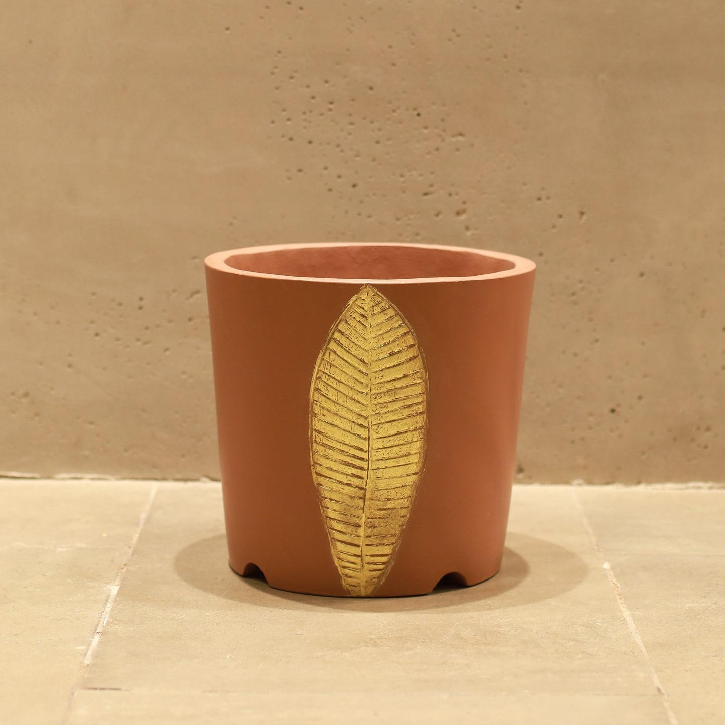 Bruges Planter Large ( Camel With Gold Foil)